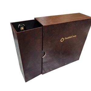 2005 Franklin Covey storage 3 ring Binder and cover